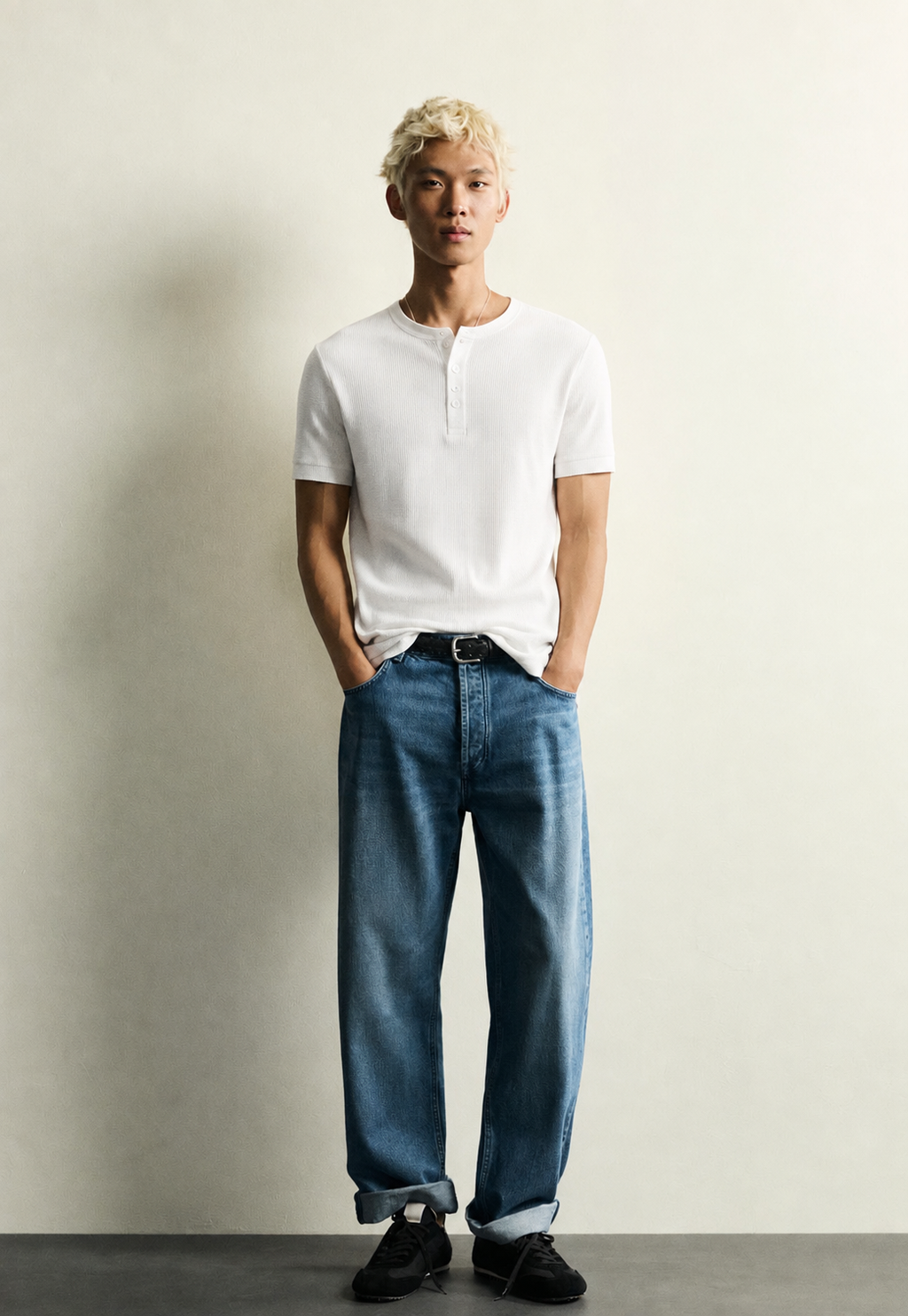 WHITE RIBBED FITTED HENLEY